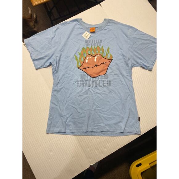DESIGNS UNTITLED Men's T-Shirt Graphic Lips Fire Blue Coral Pink Green Large(b8) - Picture 1 of 4